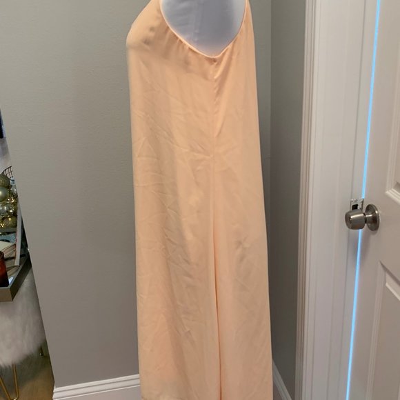 NWOT Charlie Paige Flowy Peach Dress, Small - Picture 6 of 7